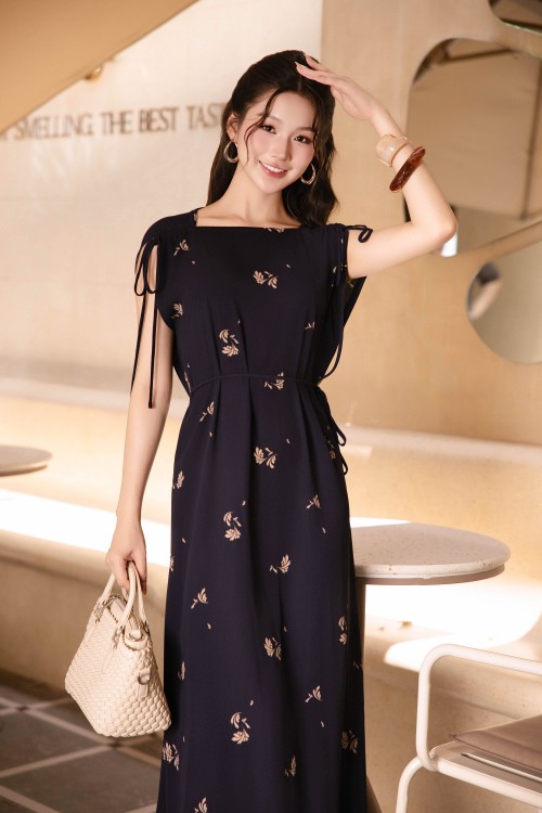 Sixdo Dark Navy Floral Flared Dress